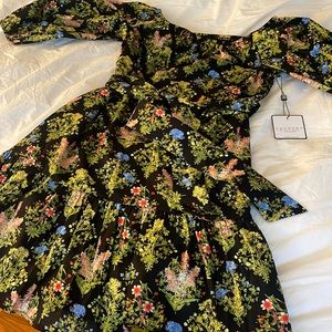 Off the shoulder tie waist dress. NWT. Laundry by Shelli Segal